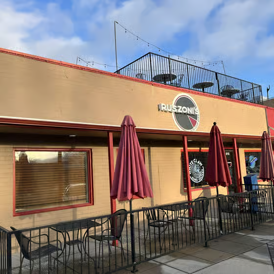 Ruszoni’s Pizza Meridian
