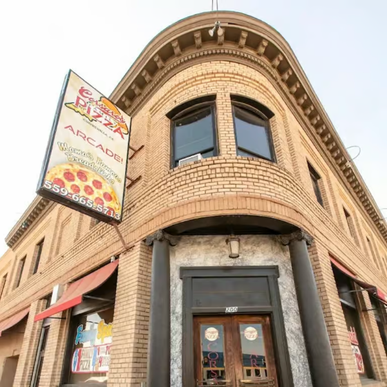 Corsaros Family Pizza